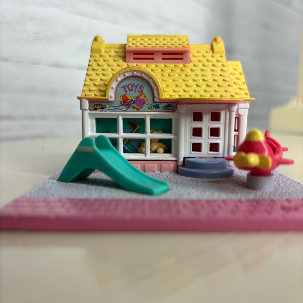 Vintage 1993 Polly Pocket Toy Store